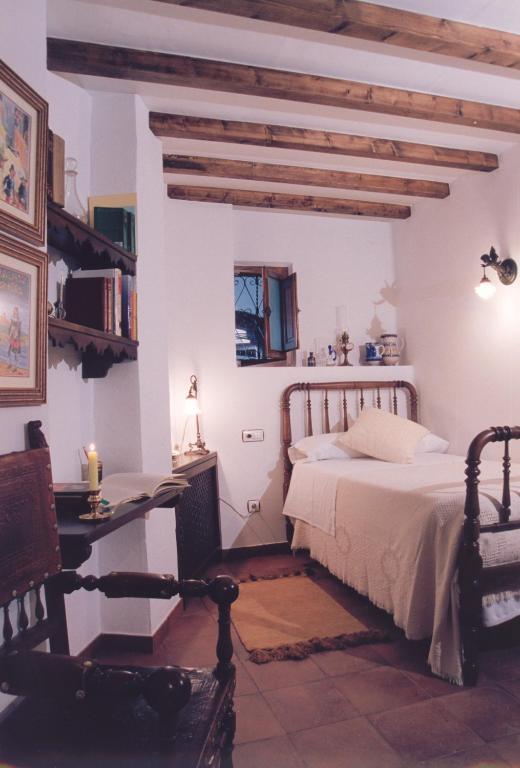 Hospederia Casa De La Torre Guest House Ел Тобосо Стая снимка