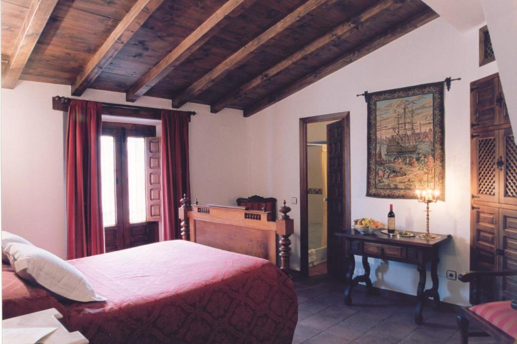 Hospederia Casa De La Torre Guest House Ел Тобосо Стая снимка