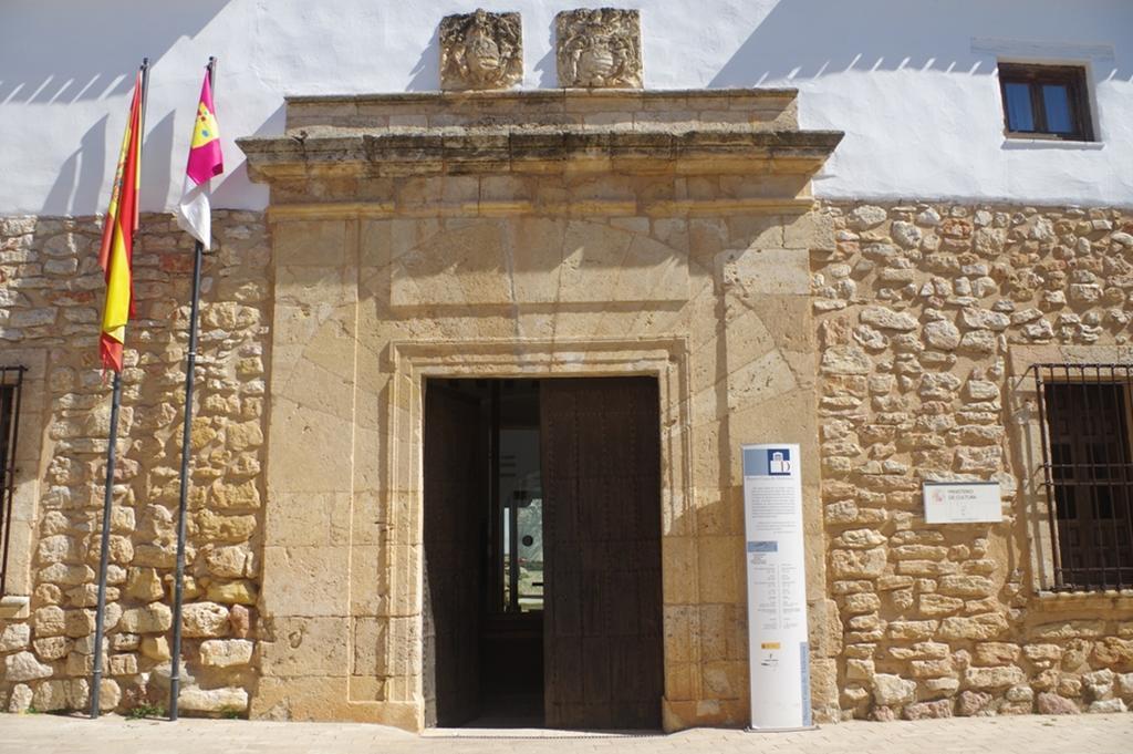 Hospederia Casa De La Torre Guest House Ел Тобосо Екстериор снимка