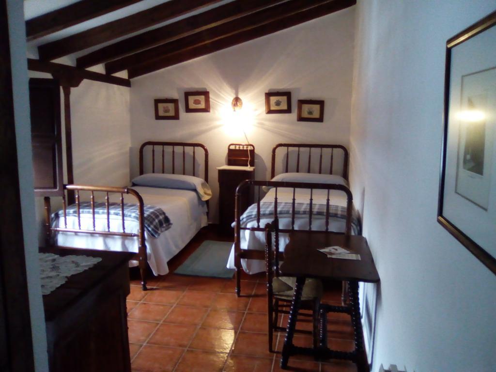 Hospederia Casa De La Torre Guest House Ел Тобосо Екстериор снимка