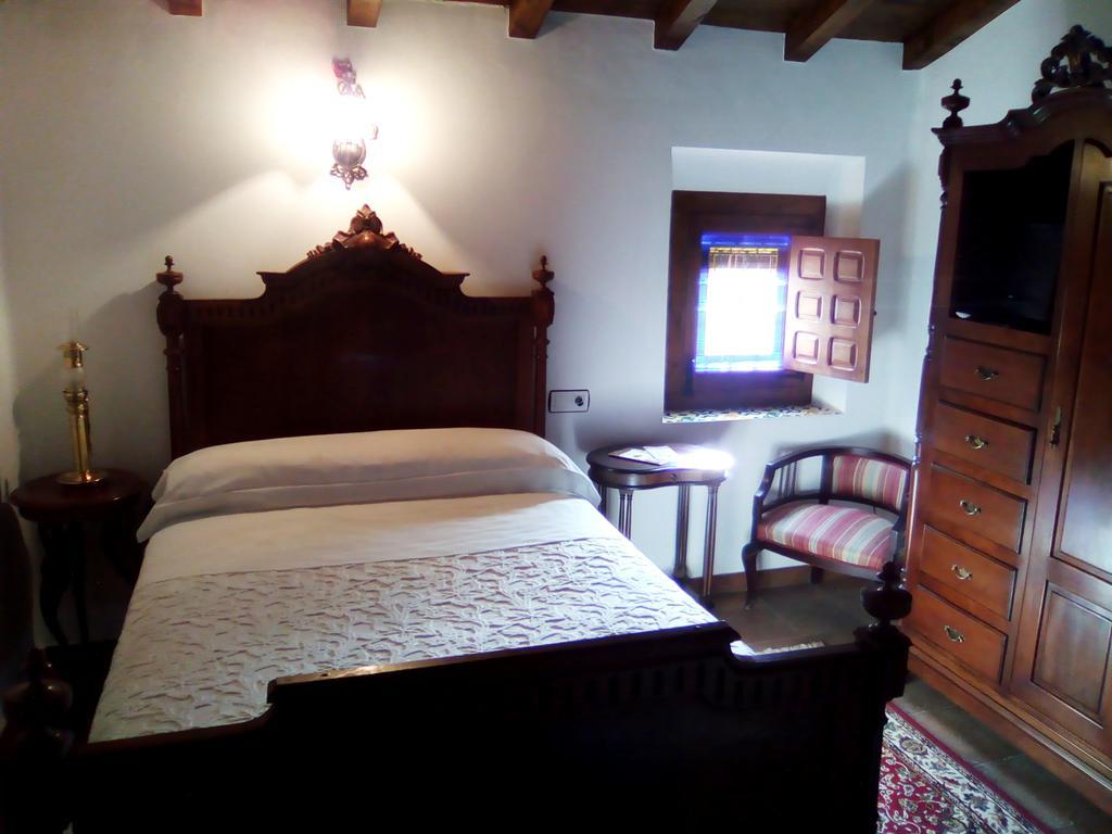 Hospederia Casa De La Torre Guest House Ел Тобосо Екстериор снимка