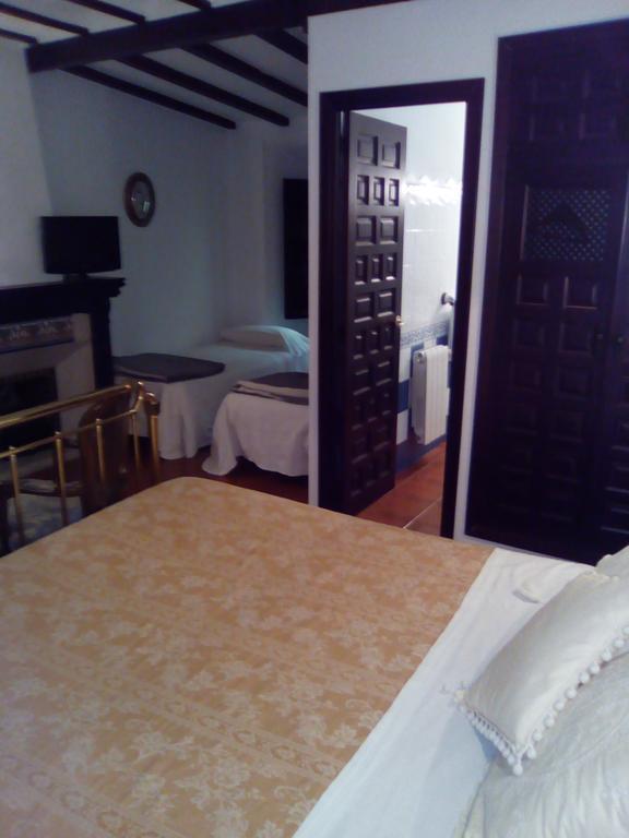 Hospederia Casa De La Torre Guest House Ел Тобосо Екстериор снимка
